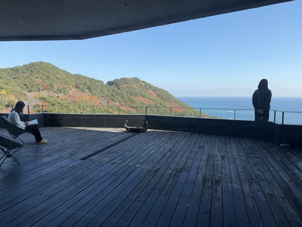 ee706941f8e2343d6825a10aa1d807e5_1765326